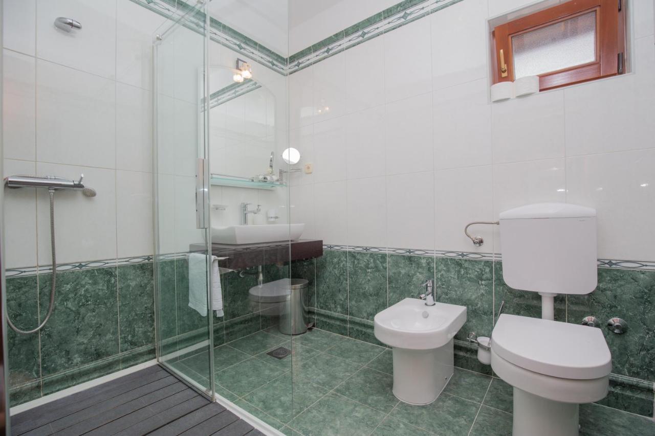 Rooms Plava Laguna Primosten Exterior photo